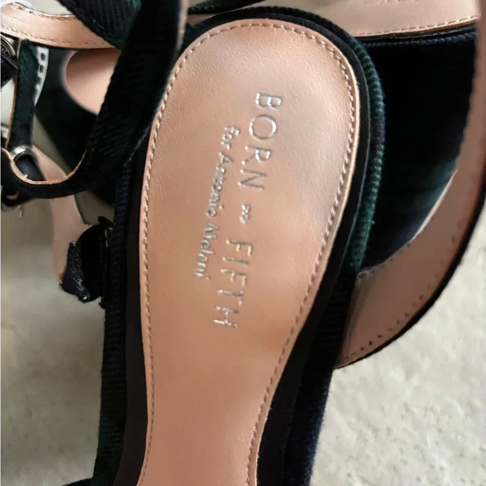 NWT Antonio Melani x Born on FifthTartan Plaid Closed Toe Platform heels, 6.5 - Picture 4 of 9